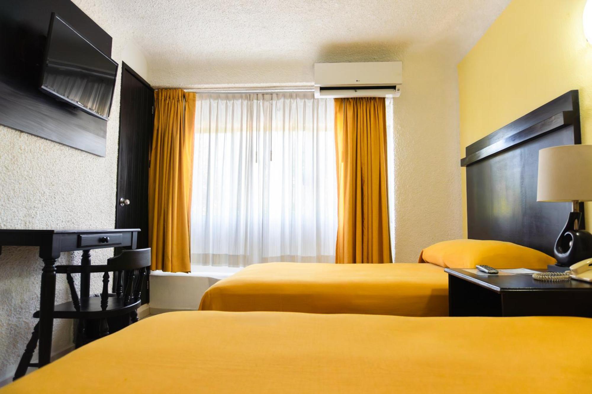 Hotel Antillano Канкун Экстерьер фото